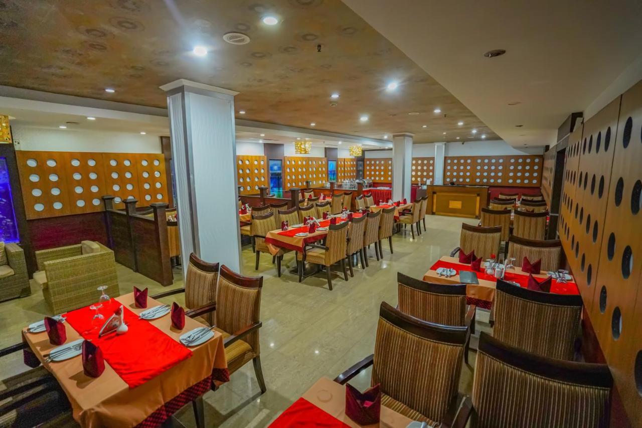 Hotel Sidhartha Chalakudy Kizhake Chalakudi Exterior photo